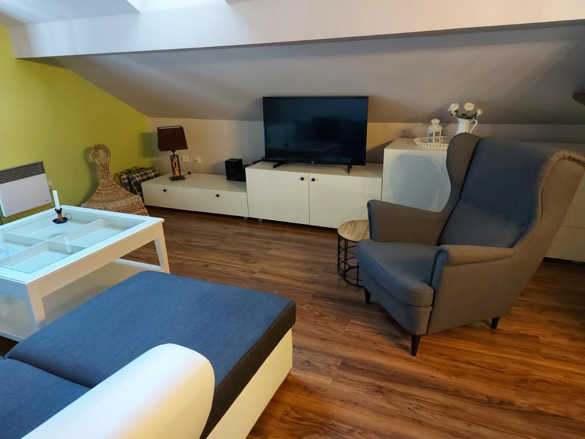 Hrabovo Barbora 19 Apartment รูชอมแบรอค ภายนอก รูปภาพ