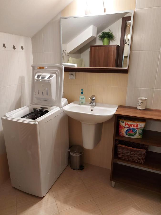 Hrabovo Barbora 19 Apartment รูชอมแบรอค ภายนอก รูปภาพ