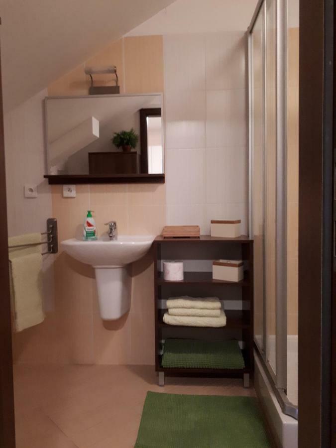 Hrabovo Barbora 19 Apartment รูชอมแบรอค ภายนอก รูปภาพ