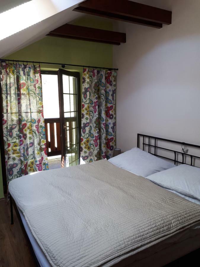 Hrabovo Barbora 19 Apartment รูชอมแบรอค ภายนอก รูปภาพ